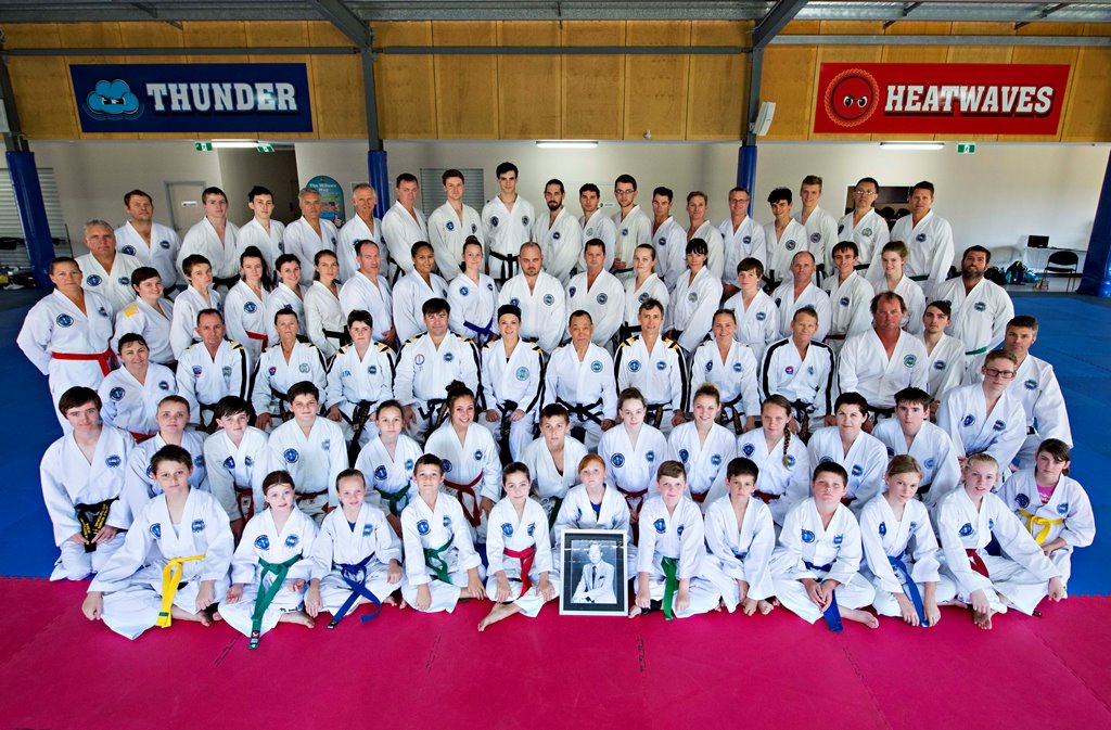 GM Hwang 2016 TKD group 1024x673